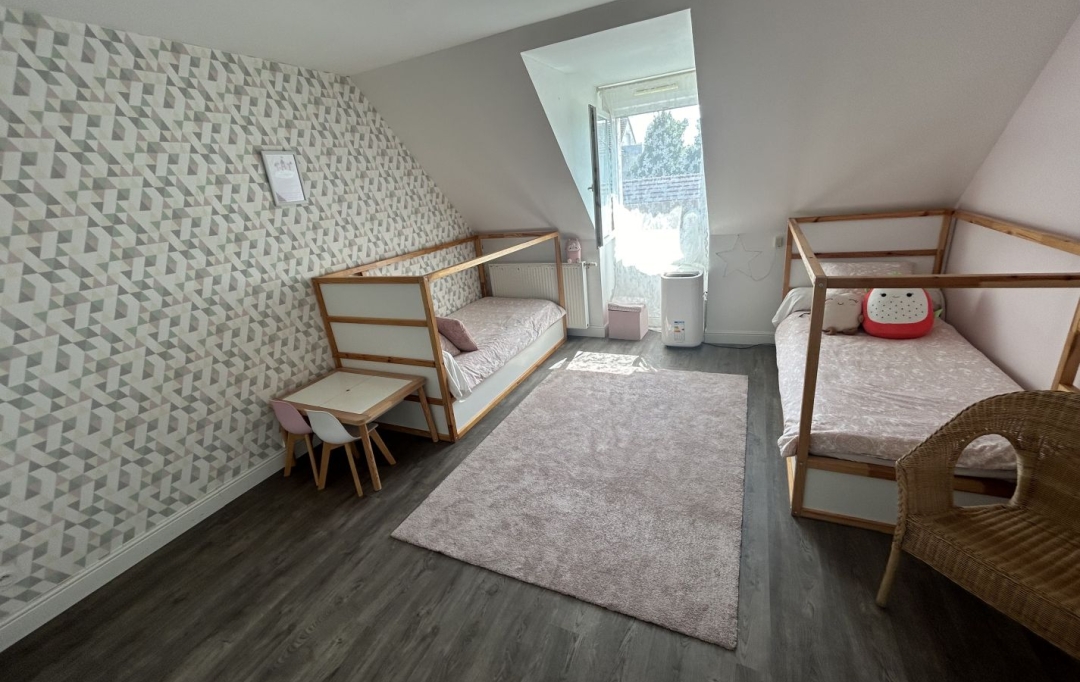 FAMICITY : Maison / Villa | LONGVIC (21600) | 132 m2 | 335 000 € 
