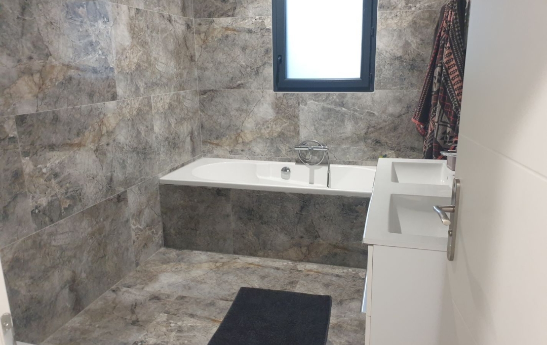 FAMICITY : House | CHALON-SUR-SAONE (71100) | 150 m2 | 359 000 € 