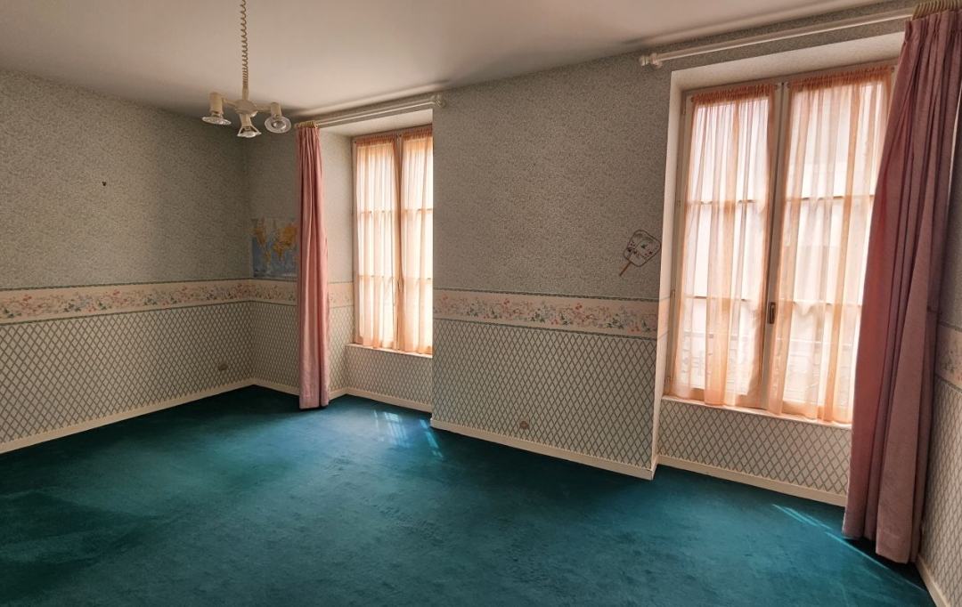 FAMICITY : Appartement | CHALON-SUR-SAONE (71100) | 199 m2 | 422 000 € 