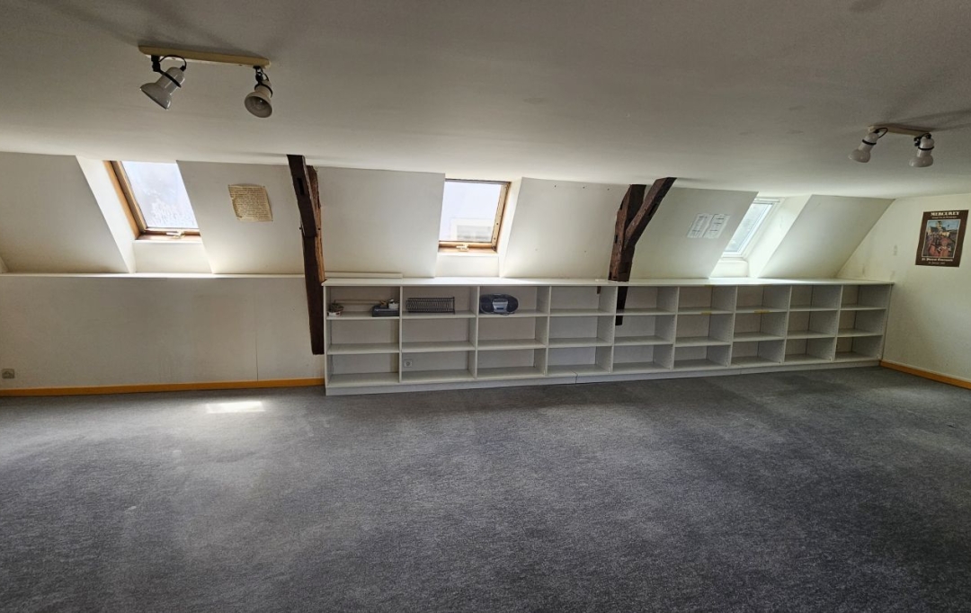 FAMICITY : Appartement | CHALON-SUR-SAONE (71100) | 199 m2 | 422 000 € 