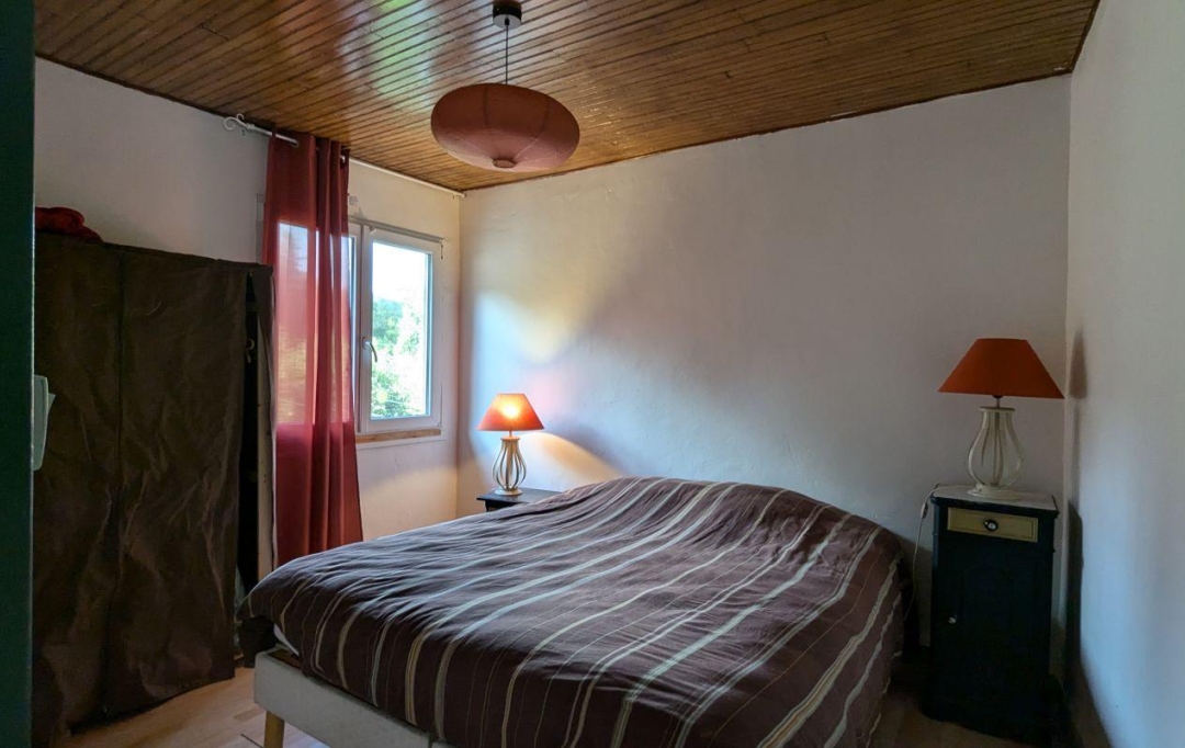 FAMICITY : Domaines / Propriétés | LA MONNERIE-LE-MONTEL (63650) | 119 m2 | 99 000 € 