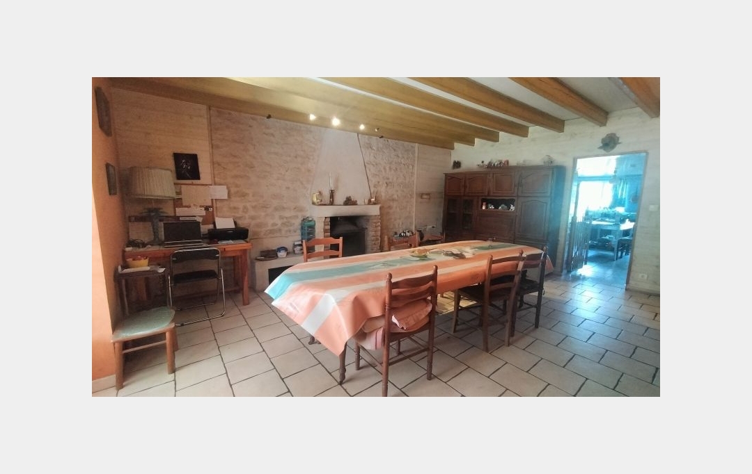 FAMICITY : Maison / Villa | MAILLEZAIS (85420) | 210 m2 | 193 000 € 