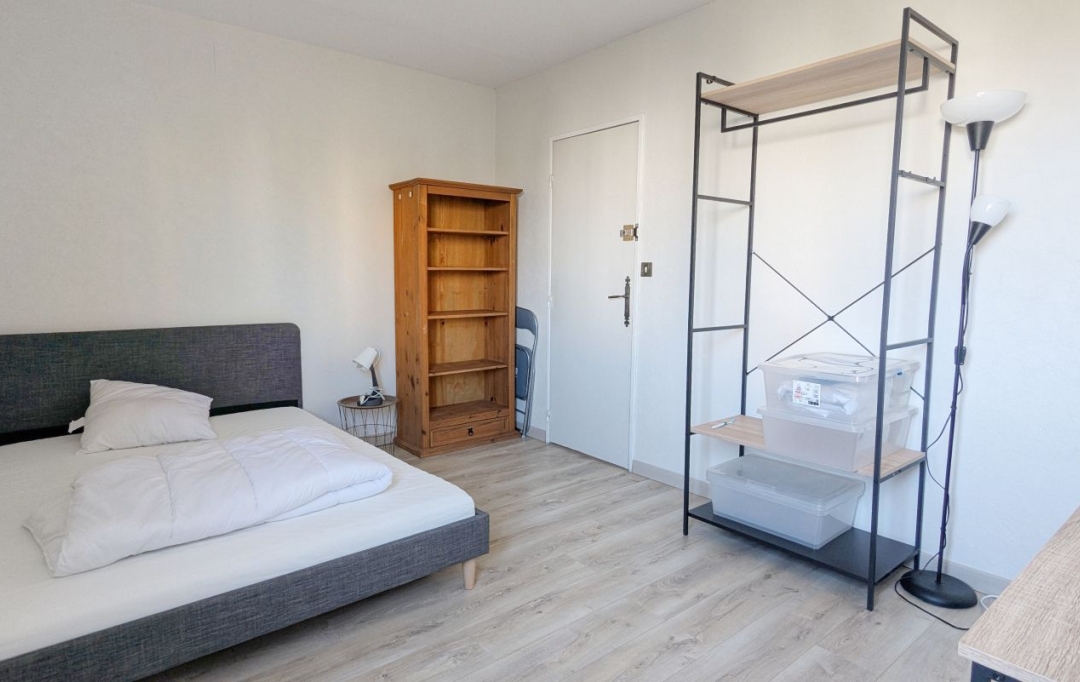 FAMICITY : Appartement | DIJON (21000) | 82 m2 | 89 000 € 