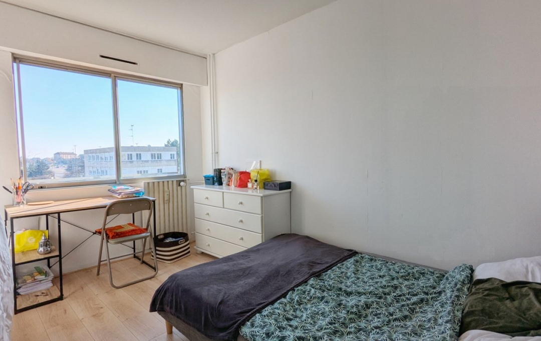 FAMICITY : Appartement | DIJON (21000) | 82 m2 | 89 000 € 