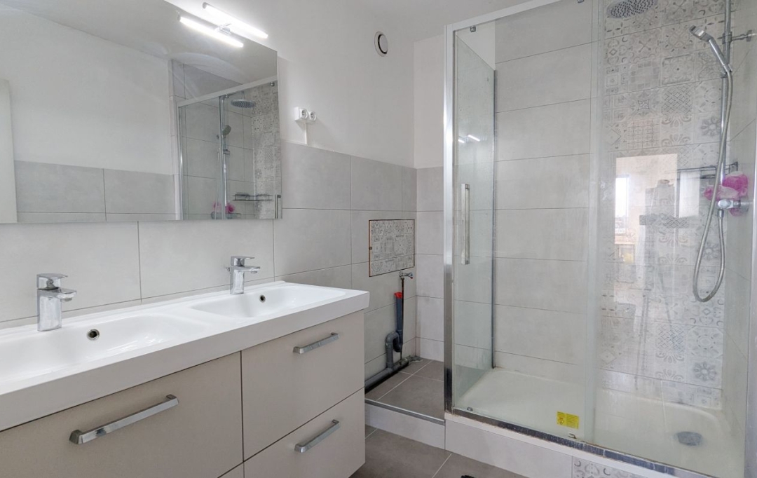 FAMICITY : Appartement | DIJON (21000) | 82 m2 | 89 000 € 