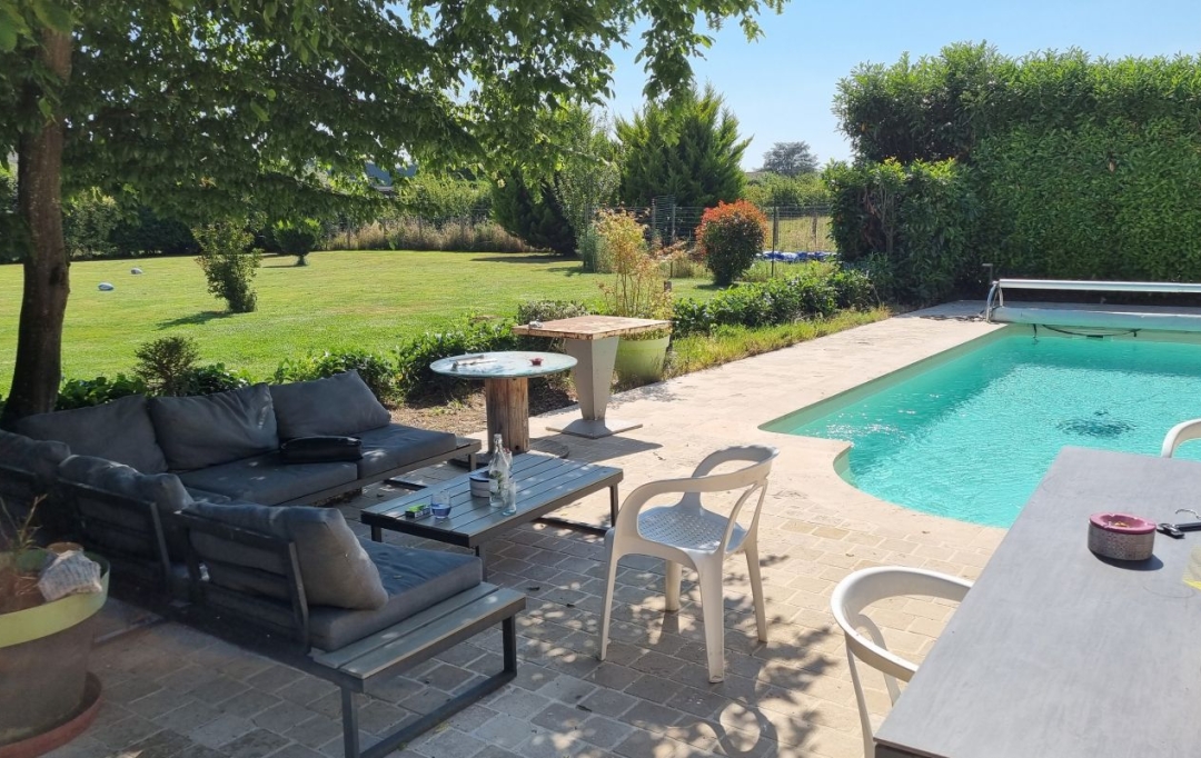 FAMICITY : House | CHALON-SUR-SAONE (71100) | 232 m2 | 399 000 € 