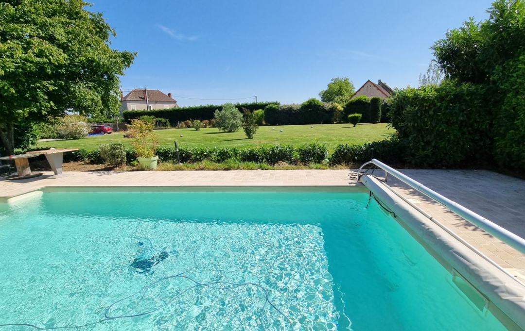 FAMICITY : House | CHALON-SUR-SAONE (71100) | 232 m2 | 399 000 € 