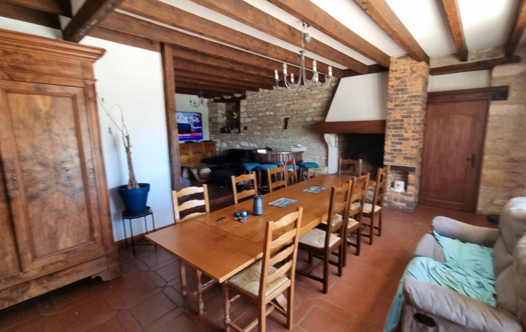 FAMICITY : House | CHALON-SUR-SAONE (71100) | 232 m2 | 399 000 € 