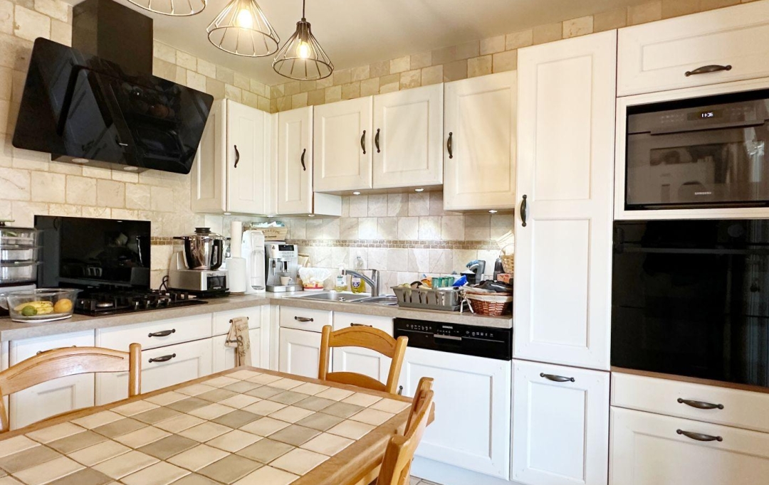 FAMICITY : Maison / Villa | CHAMPFORGEUIL (71530) | 88 m2 | 195 000 € 
