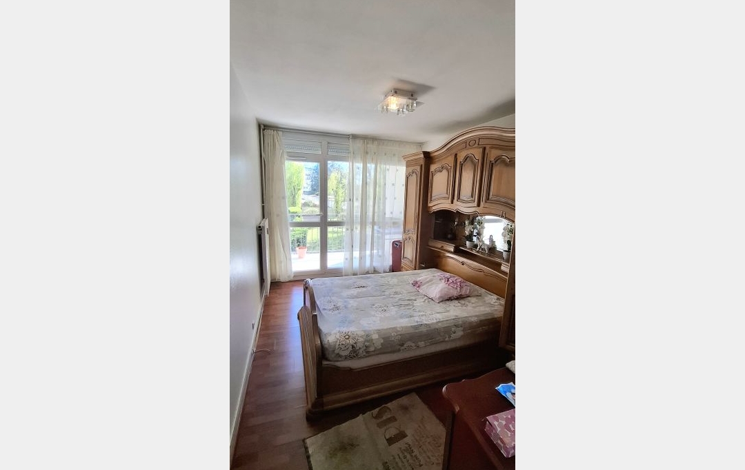 FAMICITY : Appartement | LA CHAPELLE-SAINT-MESMIN (45380) | 81 m2 | 164 300 € 