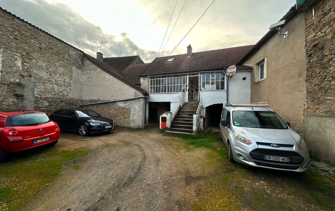 FAMICITY : House | SAINT-LEGER-SUR-DHEUNE (71510) | 95 m2 | 187 000 € 