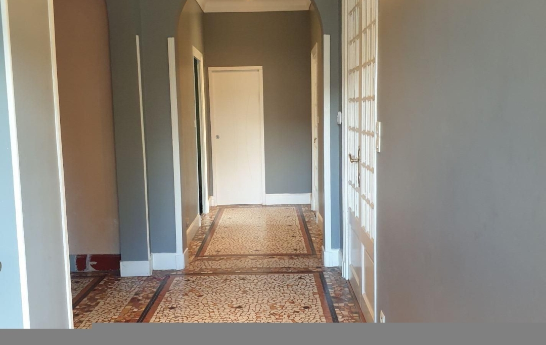 FAMICITY : Maison / Villa | CHALON-SUR-SAONE (71100) | 193 m2 | 349 000 € 