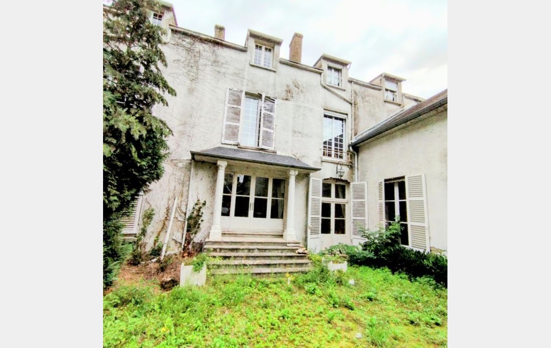 FAMICITY : Immeuble | PITHIVIERS (45300) | 480 m2 | 525 000 € 