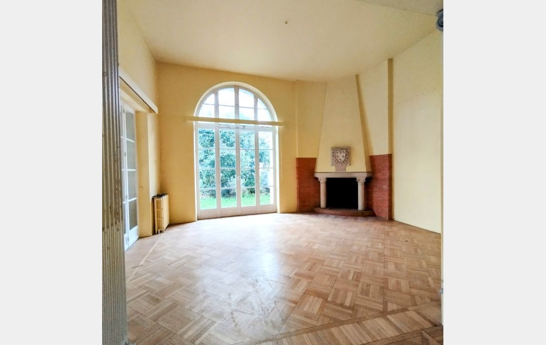 FAMICITY : Immeuble | PITHIVIERS (45300) | 480 m2 | 525 000 € 