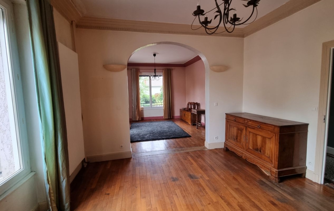 FAMICITY : Maison / Villa | CHALON-SUR-SAONE (71100) | 192 m2 | 349 000 € 