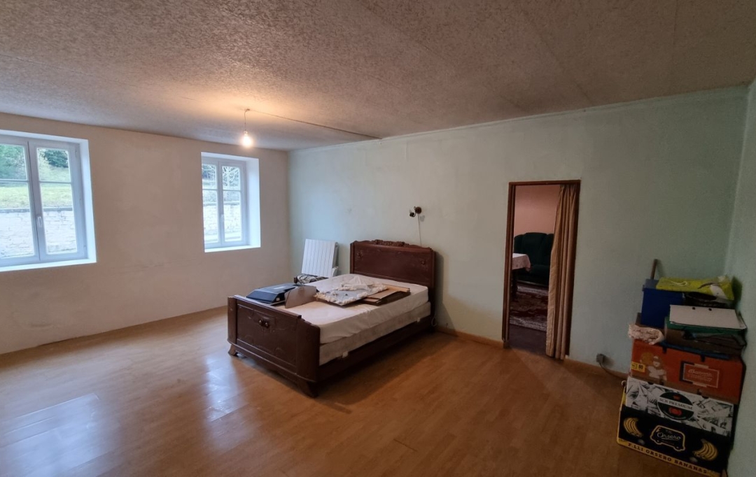 FAMICITY : Maison / Villa | LOUHANS (71500) | 101 m2 | 99 500 € 