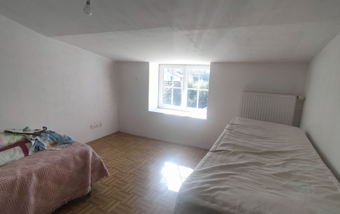 FAMICITY : Maison / Villa | MAILLEZAIS (85420) | 210 m2 | 193 000 € 