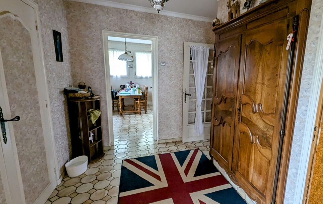 FAMICITY : Maison / Villa | SENNECEY-LE-GRAND (71240) | 135 m2 | 178 610 € 