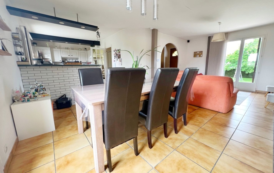 FAMICITY : Maison / Villa | CHALON-SUR-SAONE (71100) | 138 m2 | 292 000 € 
