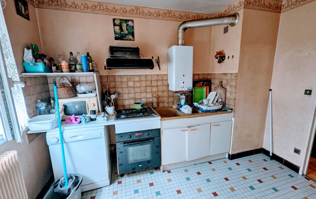 FAMICITY : Appartement | CHALON-SUR-SAONE (71100) | 80 m2 | 76 300 € 