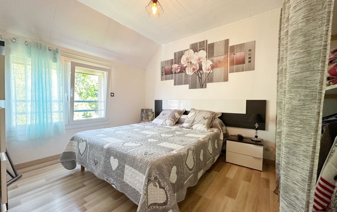 FAMICITY : Maison / Villa | SAINT-LEGER-SUR-DHEUNE (71510) | 81 m2 | 179 000 € 