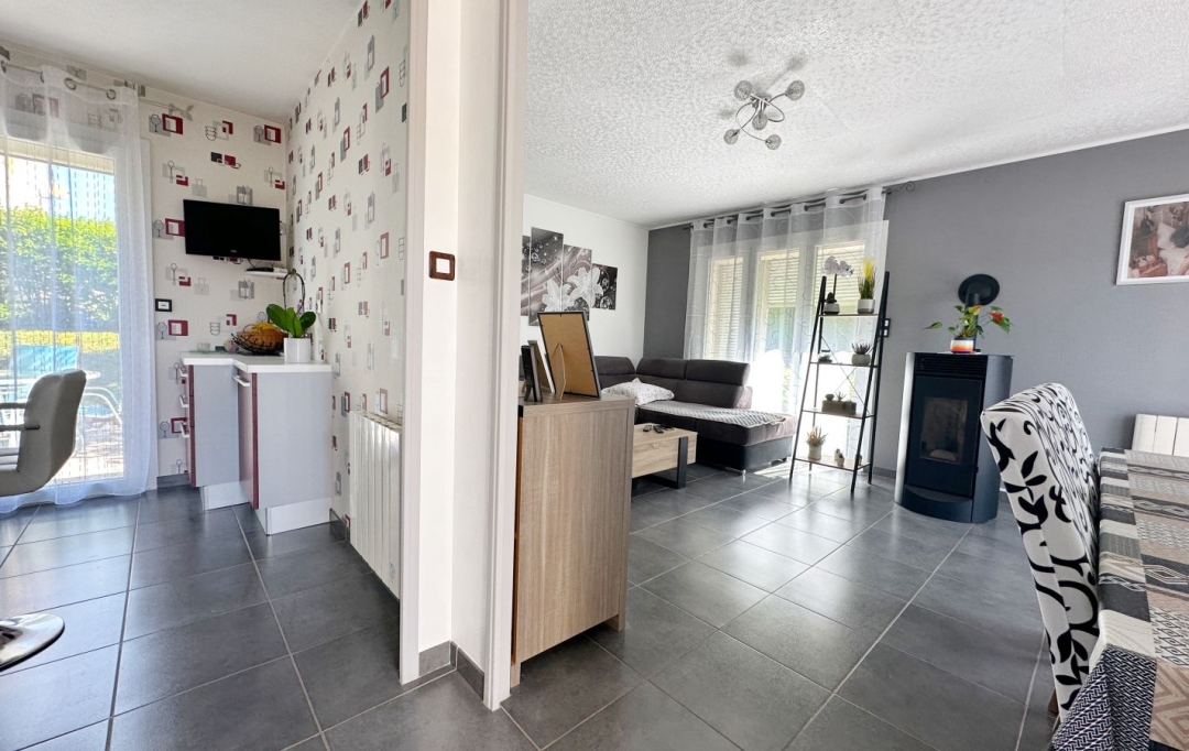 FAMICITY : Maison / Villa | SAINT-LEGER-SUR-DHEUNE (71510) | 81 m2 | 179 000 € 