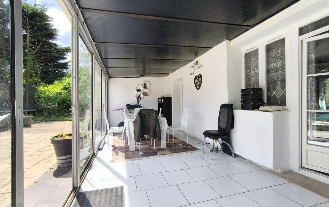 FAMICITY : Maison / Villa | MONTCEAU-LES-MINES (71300) | 120 m2 | 134 900 € 