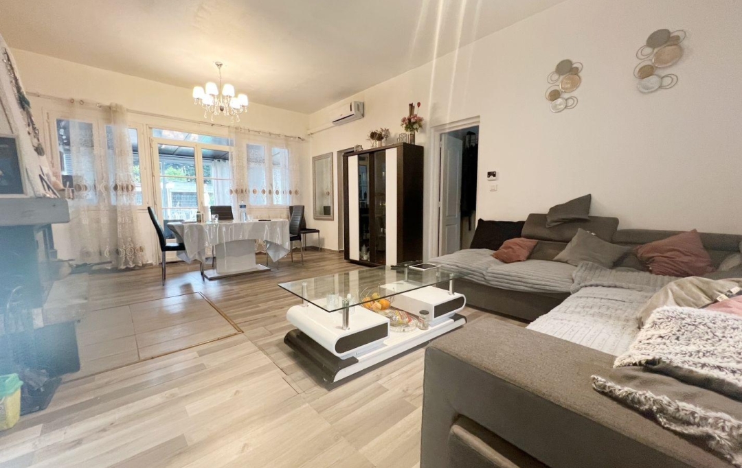 FAMICITY : House | MONTCEAU-LES-MINES (71300) | 115 m2 | 124 900 € 