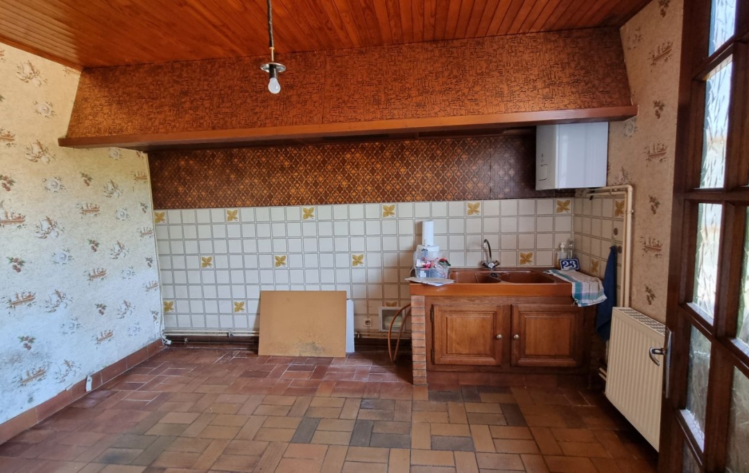 FAMICITY : Maison / Villa | SAINT-CHRISTOPHE-EN-BRESSE (71370) | 170 m2 | 165 000 € 