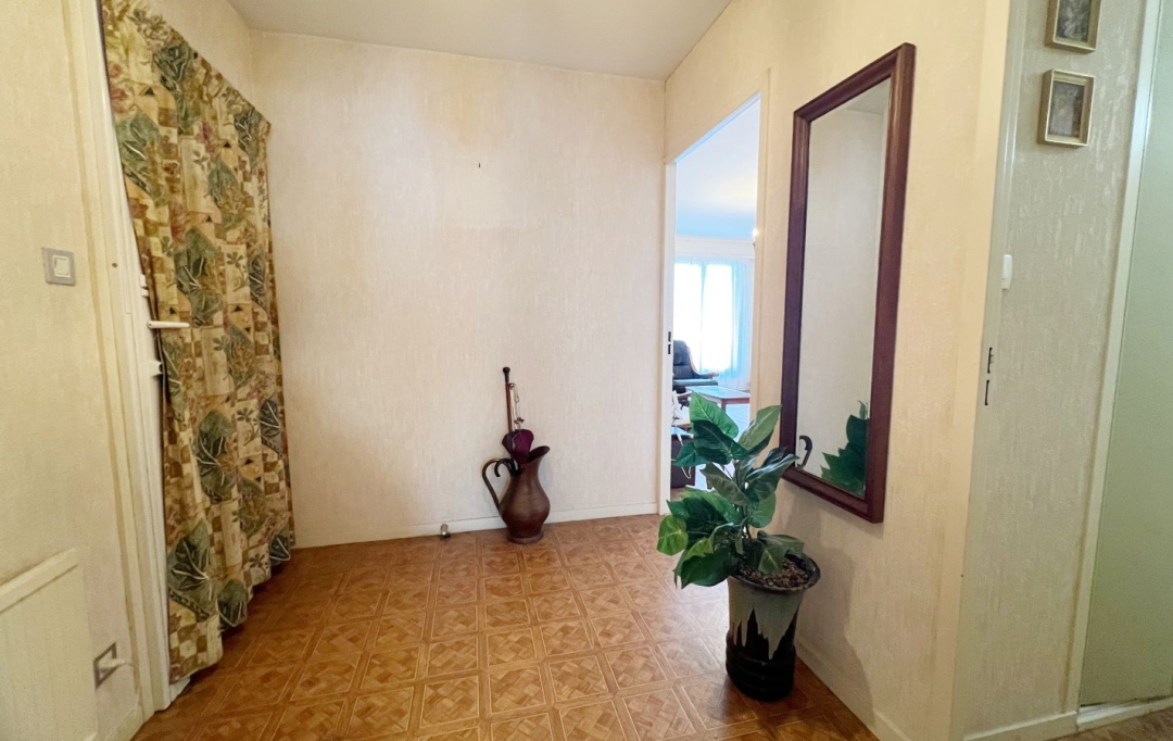FAMICITY : Appartement | MONTCEAU-LES-MINES (71300) | 87 m2 | 78 500 € 