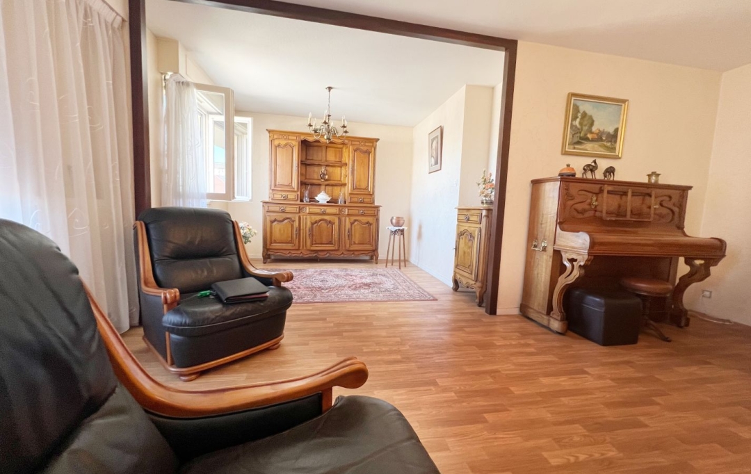 FAMICITY : Appartement | MONTCEAU-LES-MINES (71300) | 87 m2 | 78 500 € 