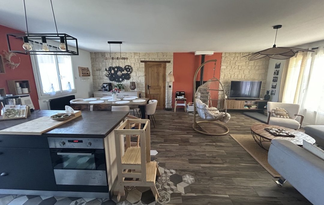 FAMICITY : House | LONGVIC (21600) | 137 m2 | 367 000 € 