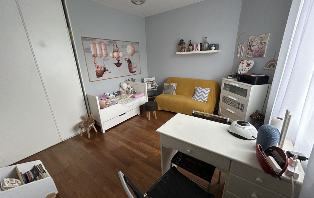 FAMICITY : Appartement | DIJON (21000) | 83 m2 | 220 000 € 