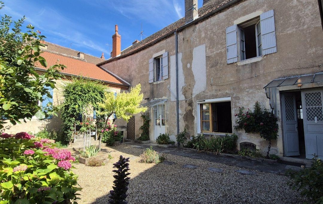 FAMICITY : House | CHAGNY (71150) | 237 m2 | 316 000 € 