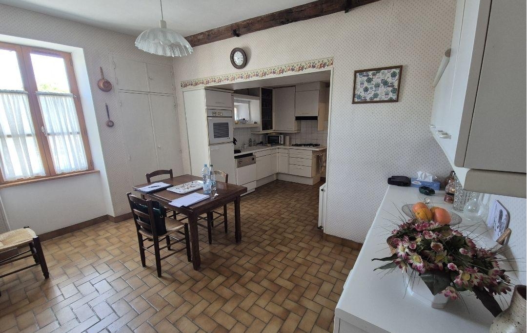 FAMICITY : House | CHAGNY (71150) | 237 m2 | 316 000 € 