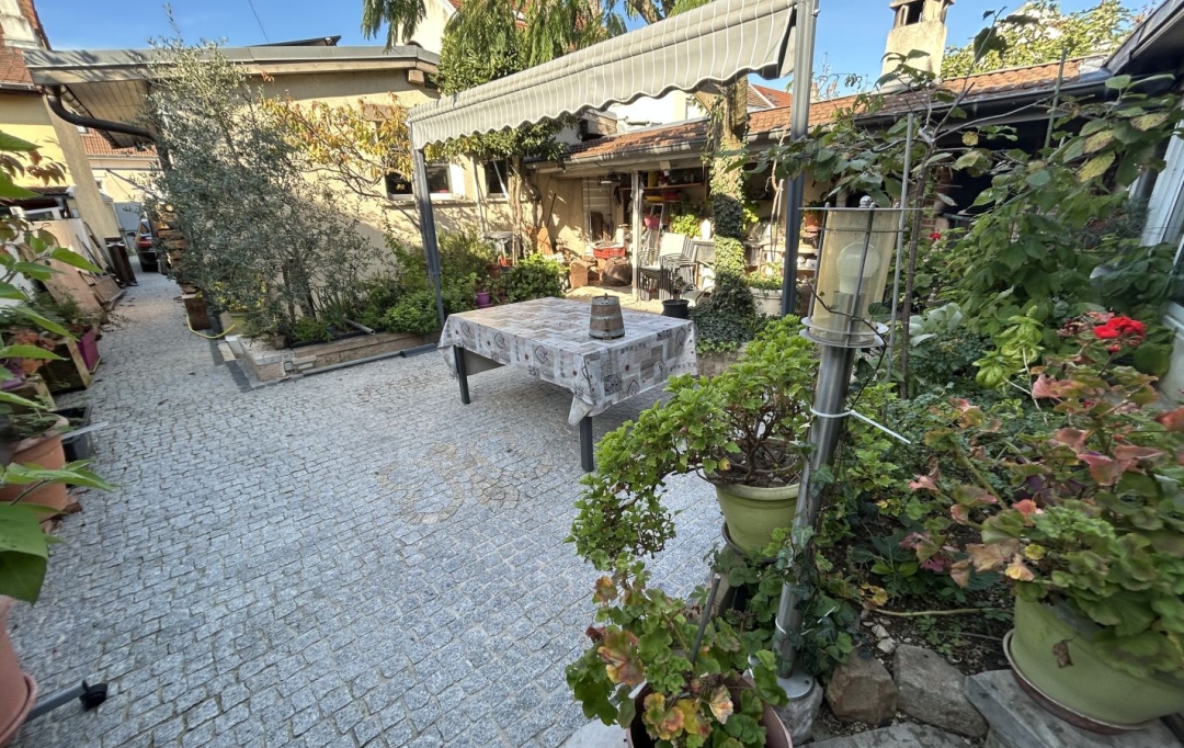 FAMICITY : House | DIJON (21000) | 120 m2 | 430 000 € 