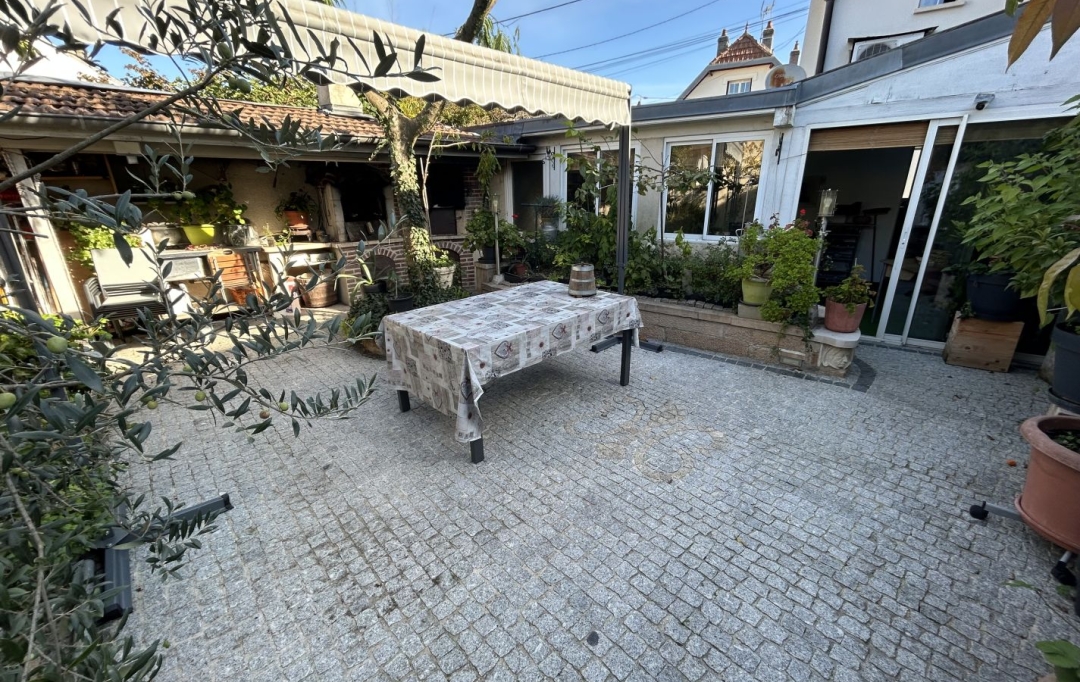 FAMICITY : House | DIJON (21000) | 120 m2 | 430 000 € 