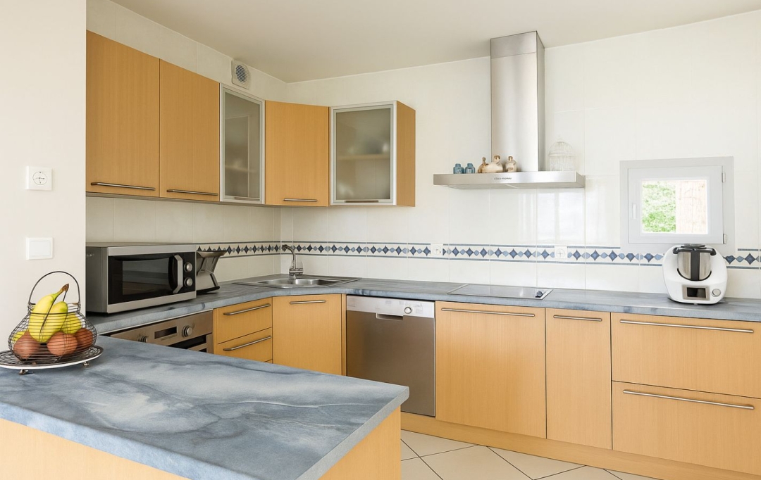 FAMICITY : House | DIJON (21000) | 99 m2 | 210 000 € 
