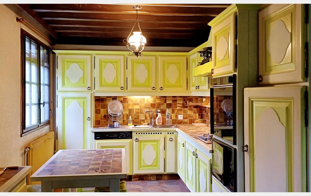 FAMICITY : House | PONT-DE-POITTE (39130) | 309 m2 | 270 000 € 