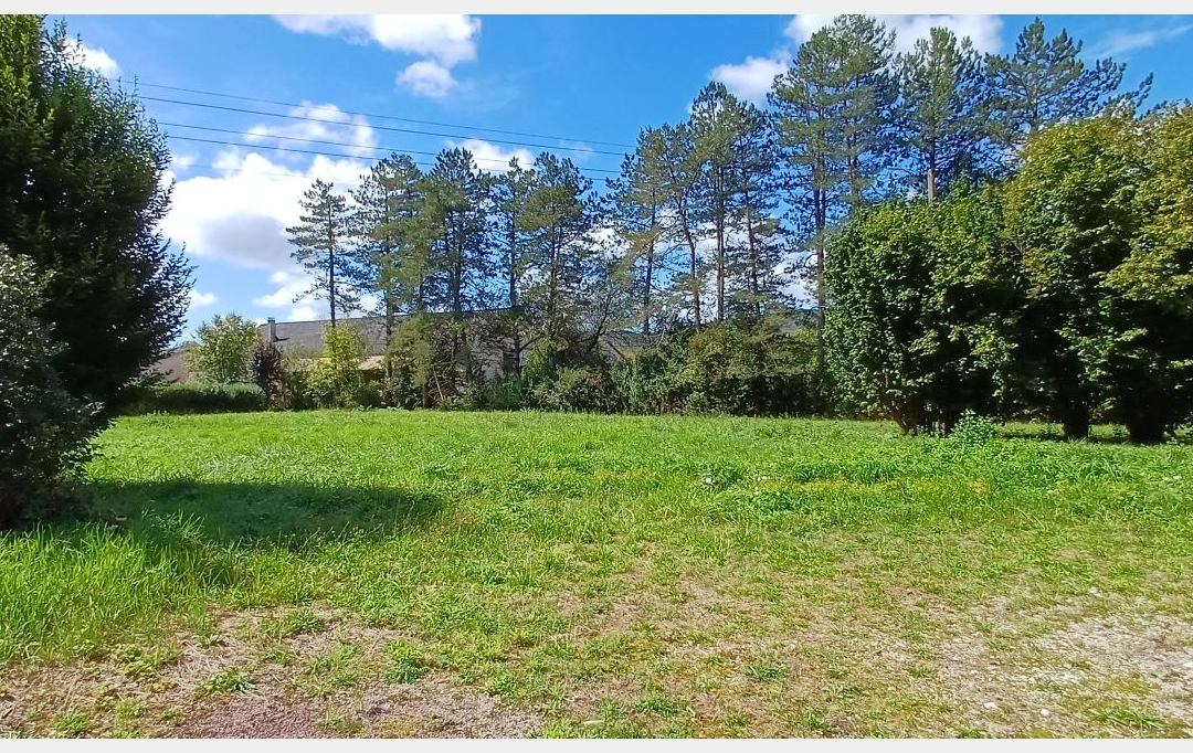FAMICITY : House | PONT-DE-POITTE (39130) | 309 m2 | 270 000 € 