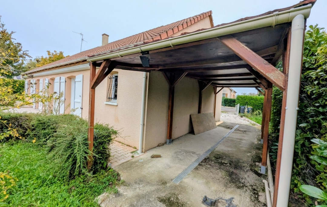 FAMICITY : House | CHAMPFORGEUIL (71530) | 91 m2 | 219 450 € 