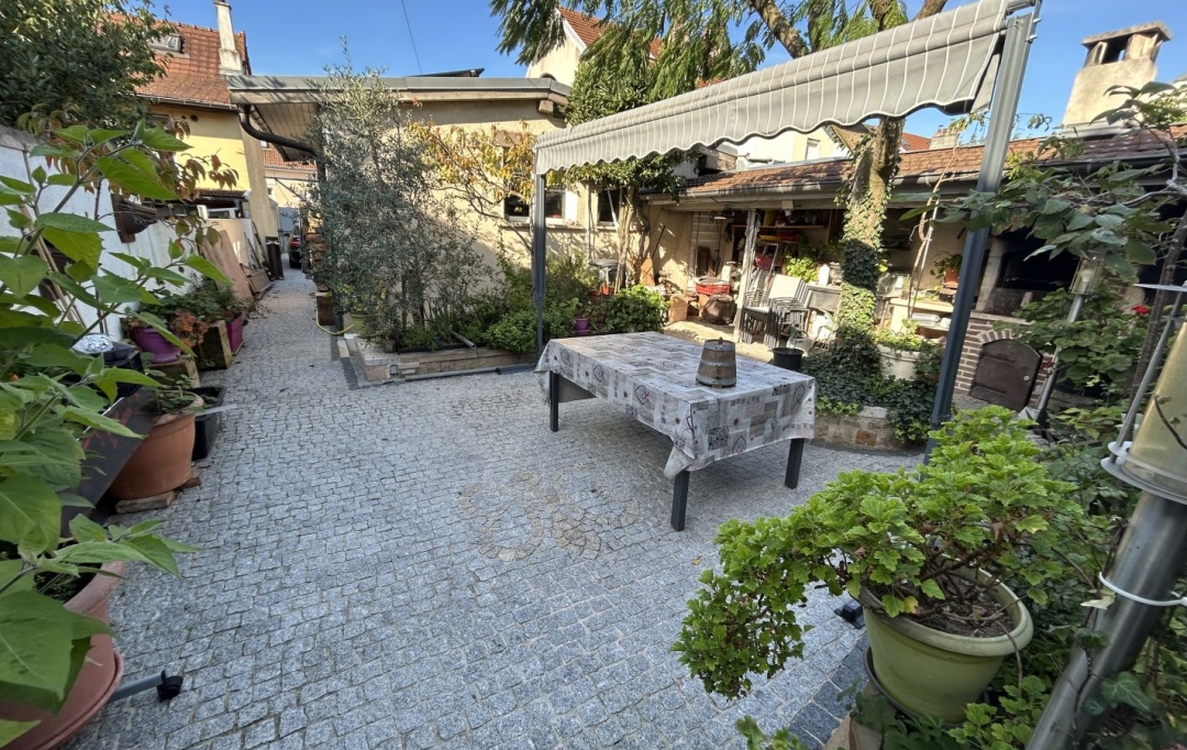 FAMICITY : House | DIJON (21000) | 160 m2 | 430 000 € 