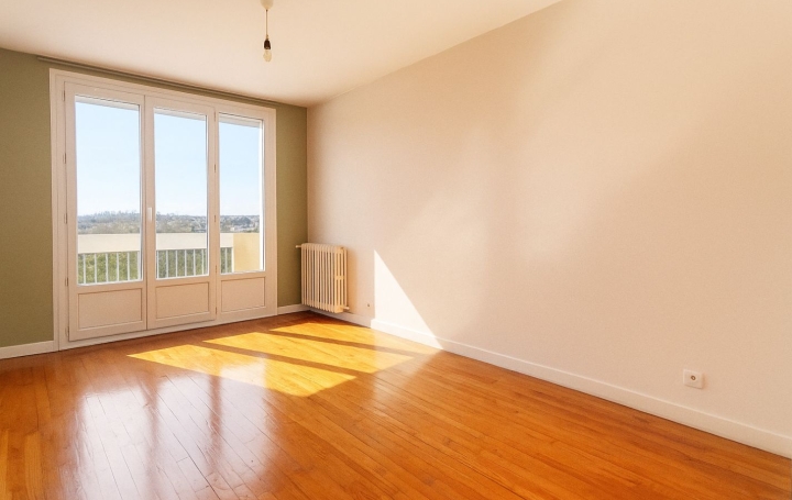 Appartement P2 CHALON-SUR-SAONE 47 m2 74 900 € Appartement P2 CHALON-SUR-SAONE 47 m2 74 900 €