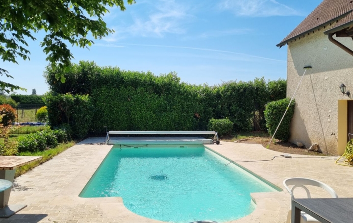  FAMICITY Maison / Villa | CHALON-SUR-SAONE (71100) | 232 m2 | 385 000 € 