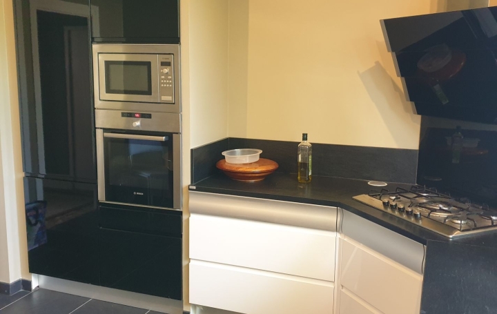  FAMICITY Maison / Villa | CHALON-SUR-SAONE (71100) | 193 m2 | 349 000 € 