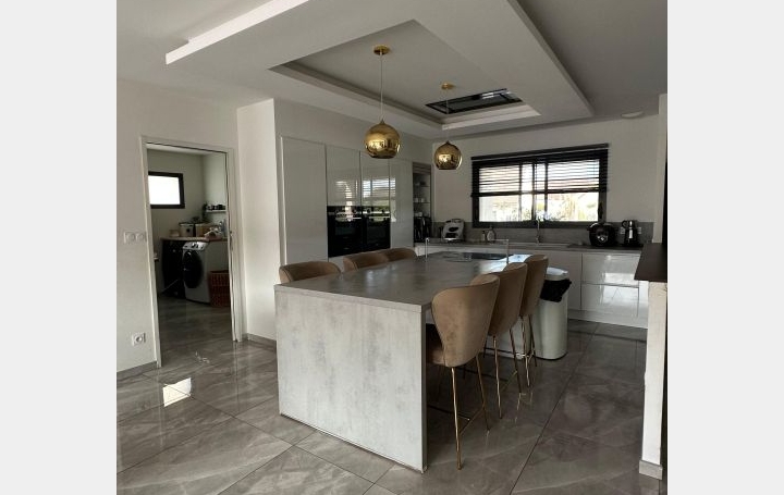  FAMICITY House | FARGES-LES-CHALON (71150) | 149 m2 | 397 000 € 