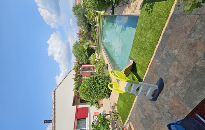 Maison   PLAISSAN  99 m2 379 000 € 